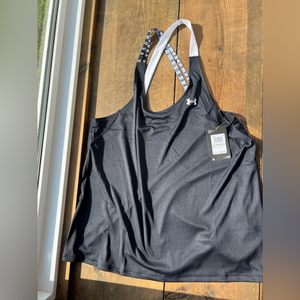 Black under Armour tank top